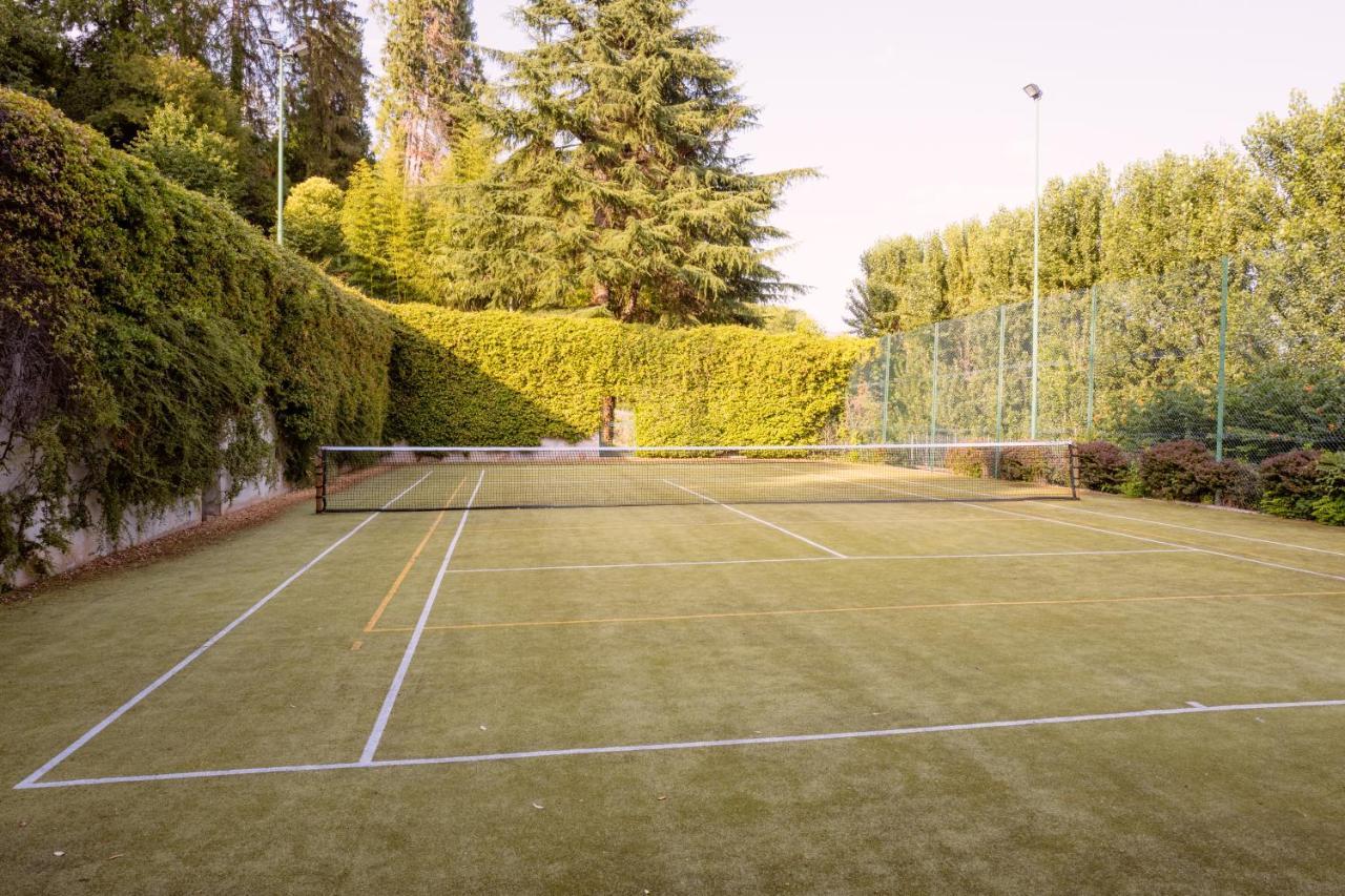 Villa Erre - Literary B&B Lanzo Torinese Bagian luar foto