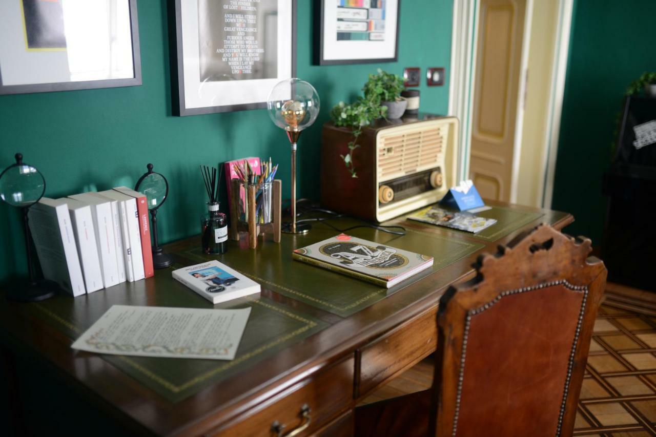 Villa Erre - Literary B&B Lanzo Torinese Bagian luar foto